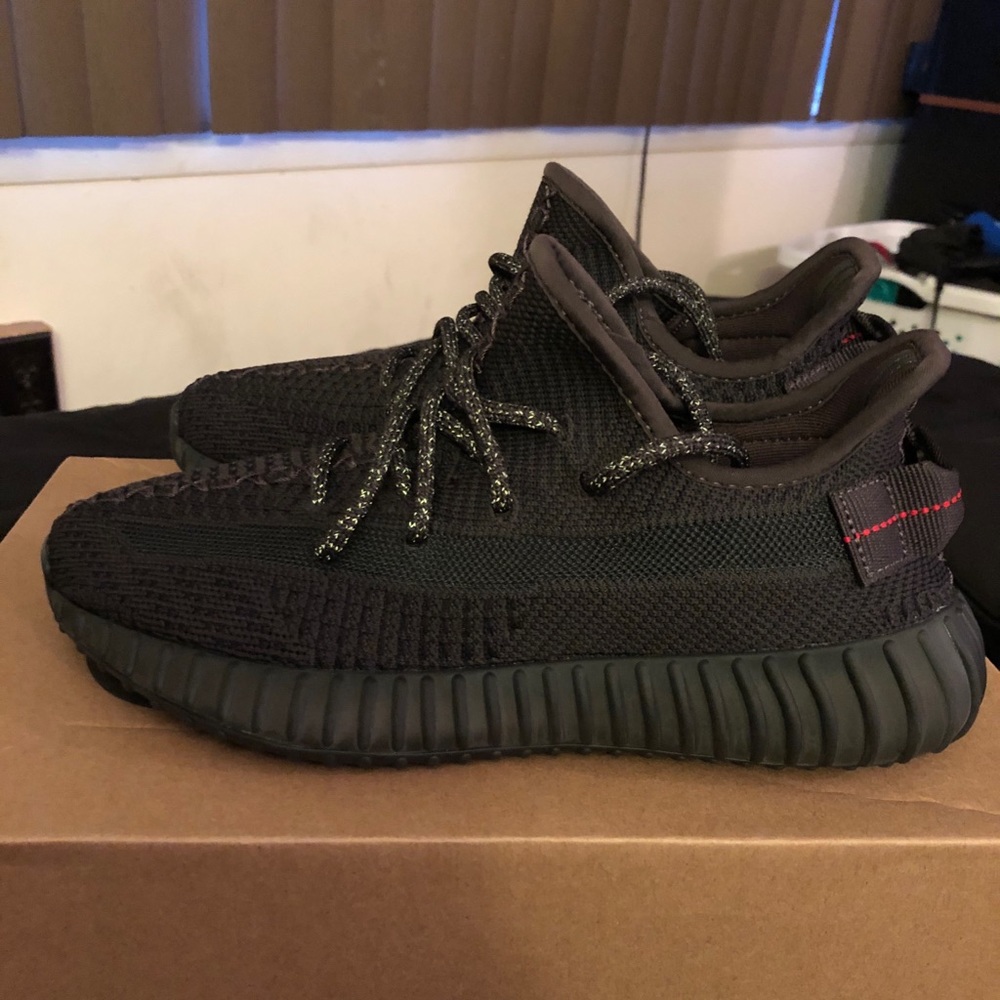 Yeezy Boost 350 “Non reflective”